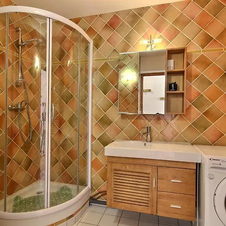 3 Personnes A Aime 2000 Avec Balcon Ensoleille - Fr-1-455-263 Ла-Плань